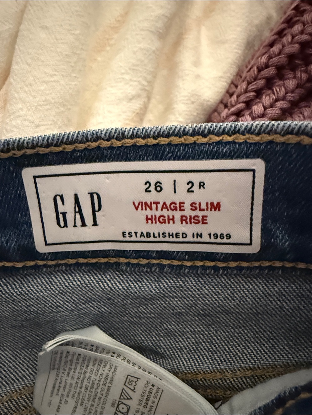 Gap High Rise Vintage Slim Size 26 - Picture 2 of 2
